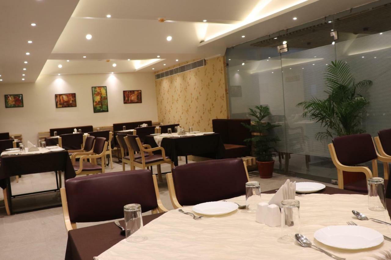 勒阿莫尔豪华酒店 科塔 外观 照片